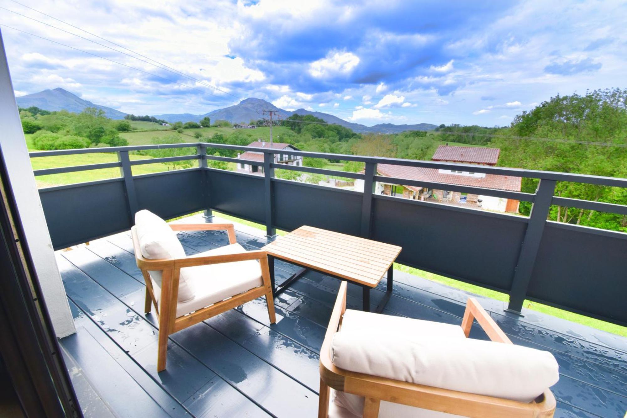 Appartement Vue Montagnes - Axuria Zugarramurdi Exterior foto